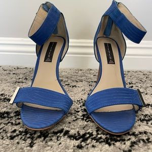 Steve Madden / Blue Color / Size 8.5